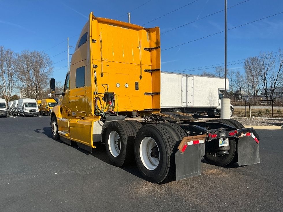 Sleeper Tractor-Heavy Duty Tractors-International-2022-LT625-Atlanta (Forest Park)-GA-655,987\n\t\tmiles-$ 31,750 - Image 5