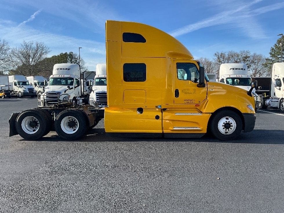 Sleeper Tractor-Heavy Duty Tractors-International-2022-LT625-Atlanta (Forest Park)-GA-655,987\n\t\tmiles-$ 31,750 - Image 8
