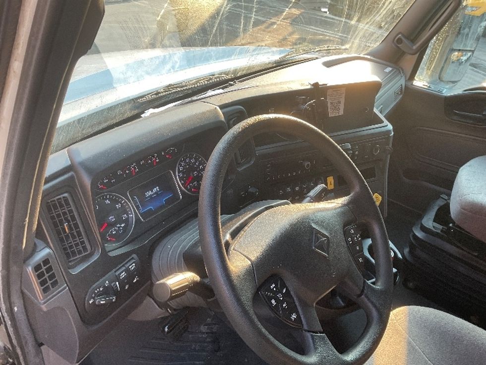 Sleeper Tractor-Heavy Duty Tractors-International-2022-LT625-Aurora-CO-386,065\n\t\tmiles-$ 67,500 - Image 10