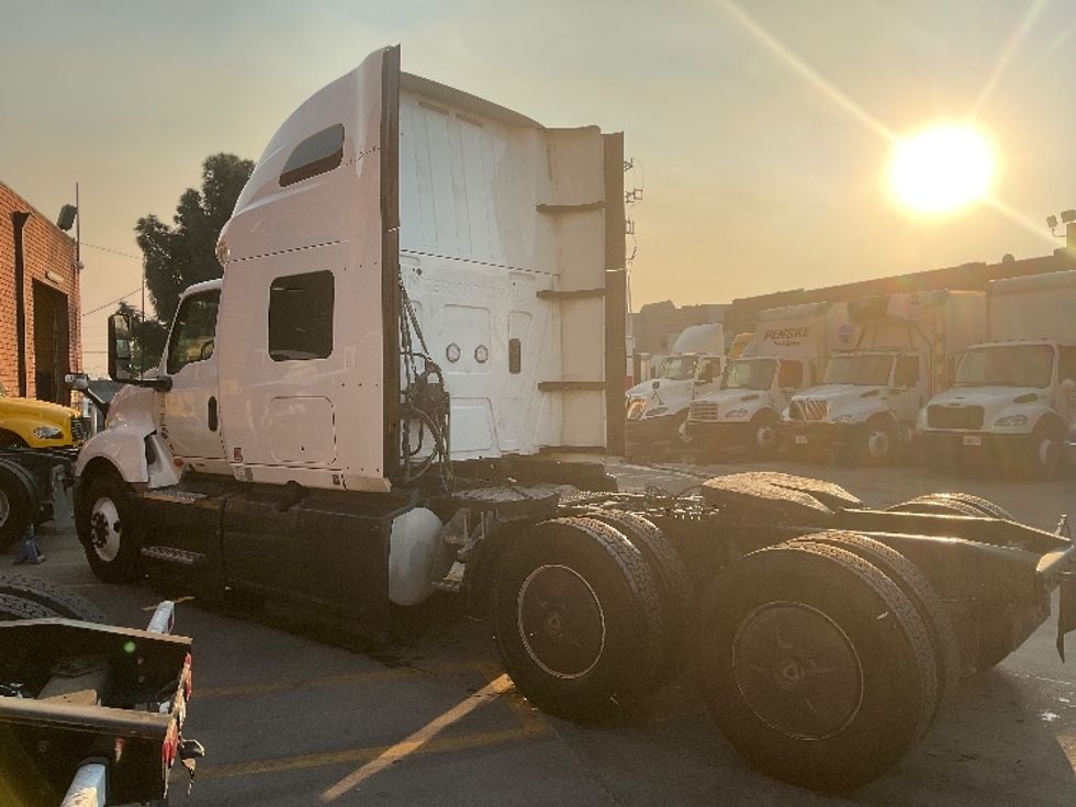 Sleeper Tractor-Heavy Duty Tractors-International-2022-LT625-Aurora-CO-386,065\n\t\tmiles-$ 67,500 - Image 5