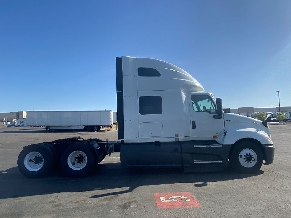 Sleeper Tractor-Heavy Duty Tractors-International-2022-LT625-Aurora-CO-455,657\n\t\tmiles-$ 72,000 - Image 8