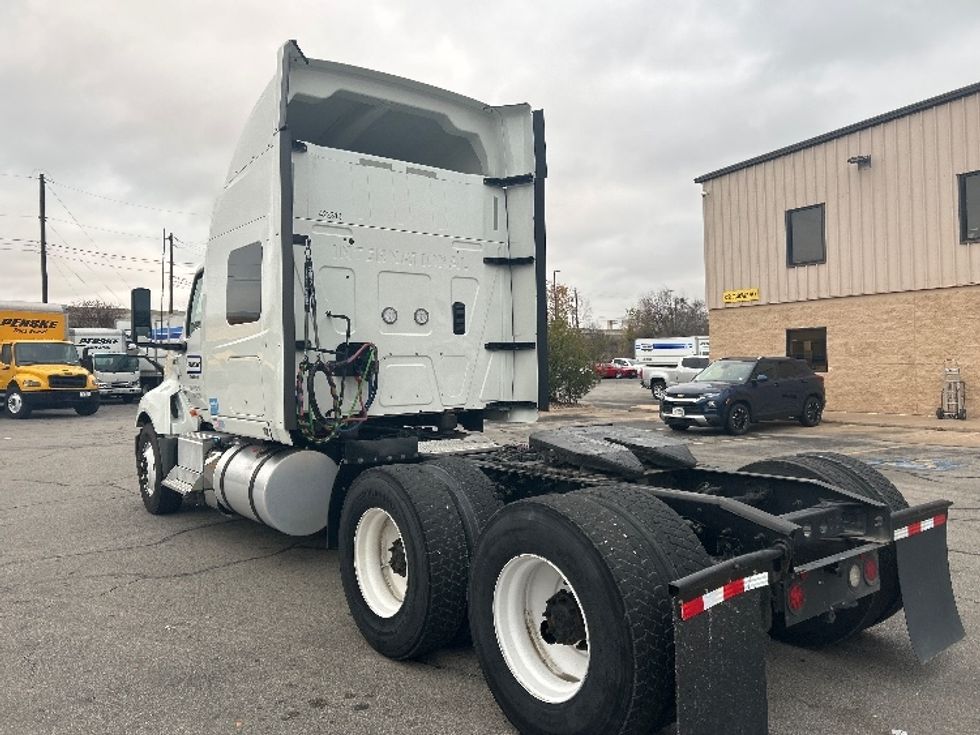 Sleeper Tractor-Heavy Duty Tractors-International-2022-LT625-Austin-TX-429,871\n\t\tmiles-$ 60,250 - Image 5