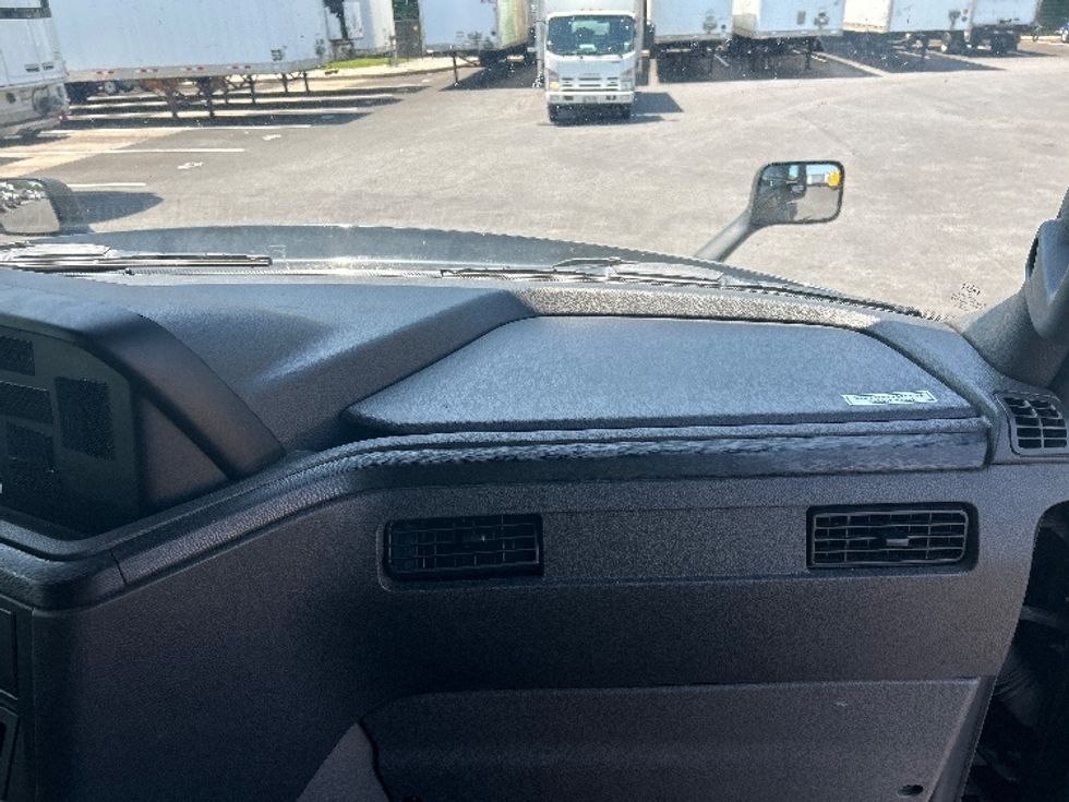 Sleeper Tractor-Heavy Duty Tractors-International-2022-LT625-Baltimore-MD-327,534\n\t\tmiles-$ 67,250 - Image 14