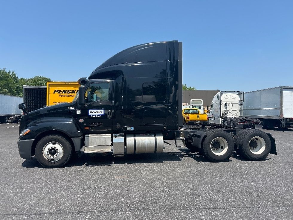 Sleeper Tractor-Heavy Duty Tractors-International-2022-LT625-Baltimore-MD-327,534\n\t\tmiles-$ 67,250 - Image 4
