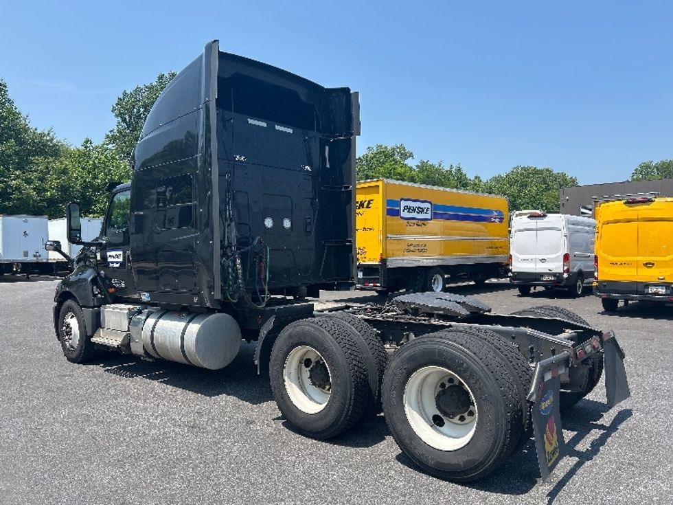 Sleeper Tractor-Heavy Duty Tractors-International-2022-LT625-Baltimore-MD-327,534\n\t\tmiles-$ 67,250 - Image 5