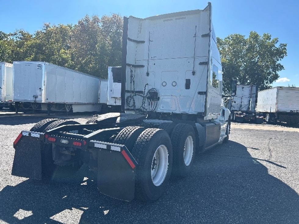 Sleeper Tractor-Heavy Duty Tractors-International-2022-LT625-Brooklyn Park-MN-459,489\n\t\tmiles-$ 57,500 - Image 7