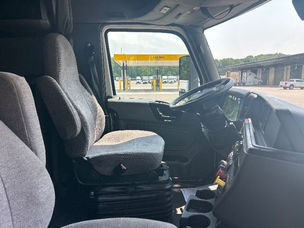 Sleeper Tractor-Heavy Duty Tractors-International-2022-LT625-Byron Center-MI-501,480\n\t\tmiles-$ 46,250 - Image 15