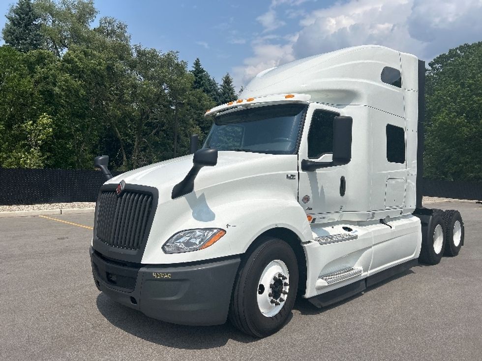 Sleeper Tractor-Heavy Duty Tractors-International-2022-LT625-Byron Center-MI-501,480\n\t\tmiles-$ 46,250 - Image 3