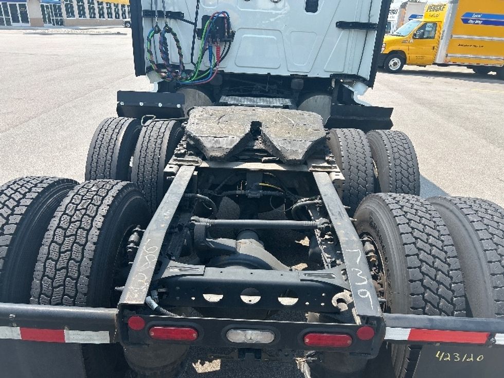 Sleeper Tractor-Heavy Duty Tractors-International-2022-LT625-Byron Center-MI-501,480\n\t\tmiles-$ 46,250 - Image 6