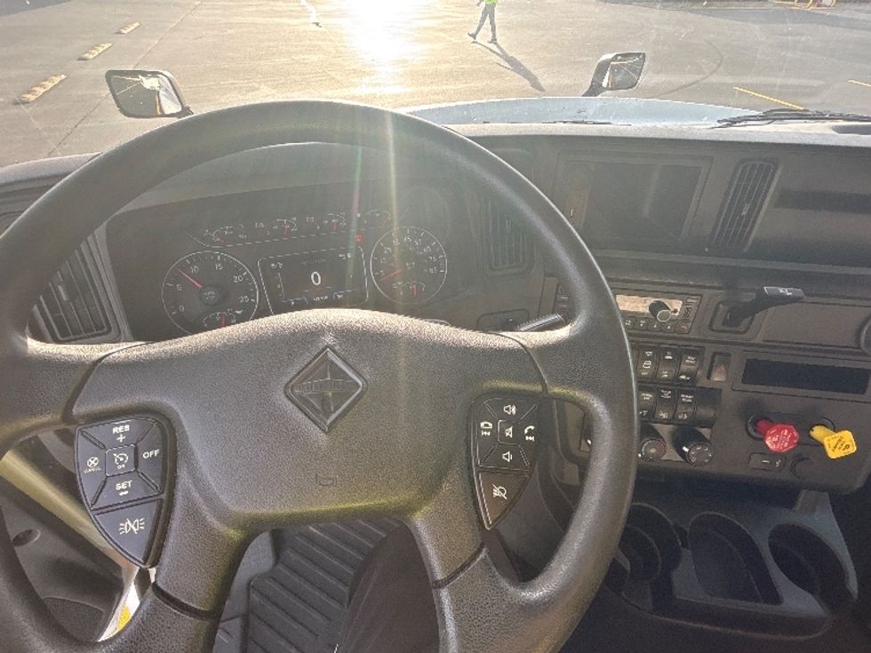 Sleeper Tractor-Heavy Duty Tractors-International-2022-LT625-Byron Center-MI-537,233\n\t\tmiles-$ 40,750 - Image 11