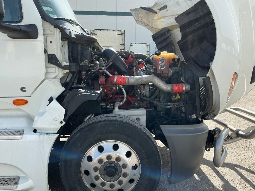 Sleeper Tractor-Heavy Duty Tractors-International-2022-LT625-Calgary-AB-436,635\n\t\tkm-$ 79,500 - Image 20