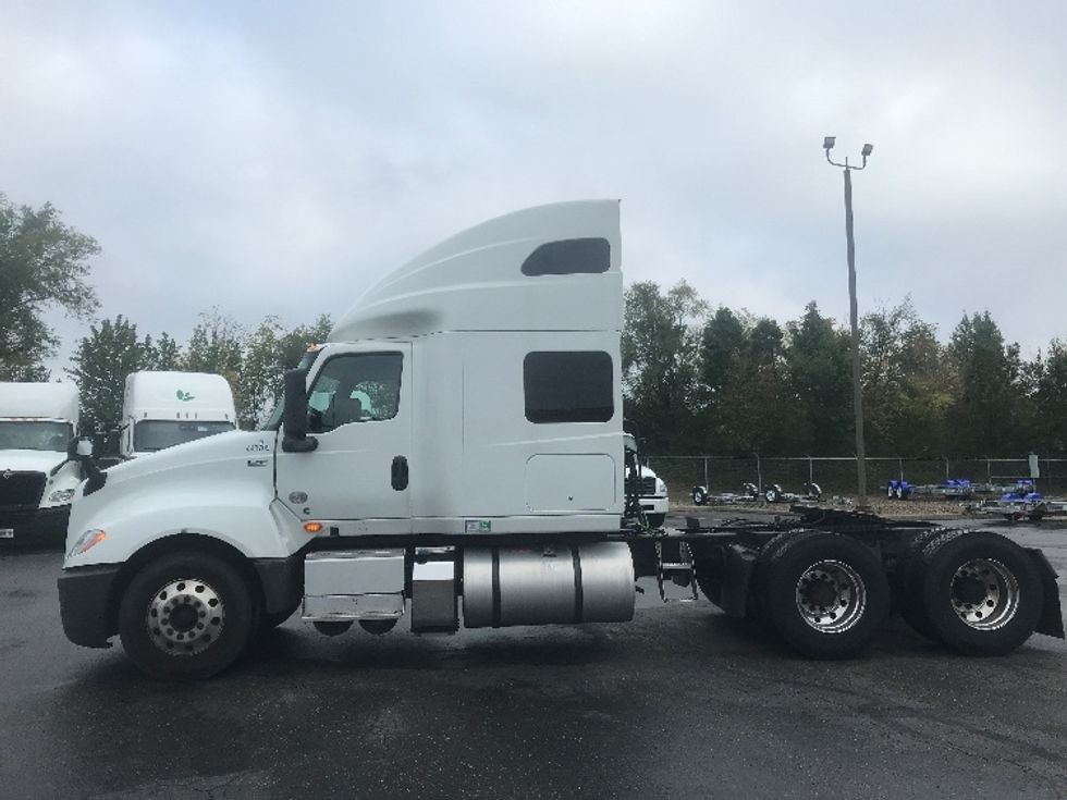 Sleeper Tractor-Heavy Duty Tractors-International-2022-LT625-Canton-OH-463,621\n\t\tmiles-$ 65,250 - Image 4