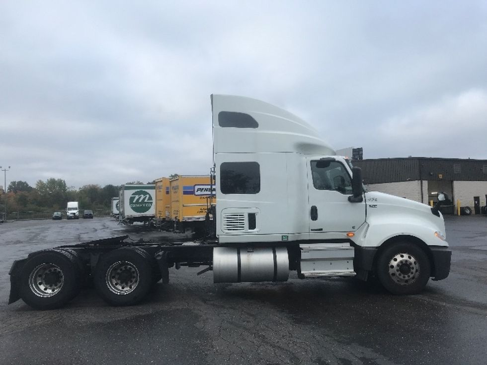 Sleeper Tractor-Heavy Duty Tractors-International-2022-LT625-Canton-OH-463,621\n\t\tmiles-$ 65,250 - Image 8