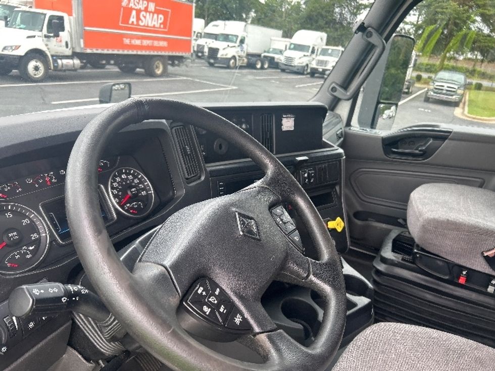 Sleeper Tractor-Heavy Duty Tractors-International-2022-LT625-Charlotte-NC-478,396\n\t\tmiles-$ 57,500 - Image 10