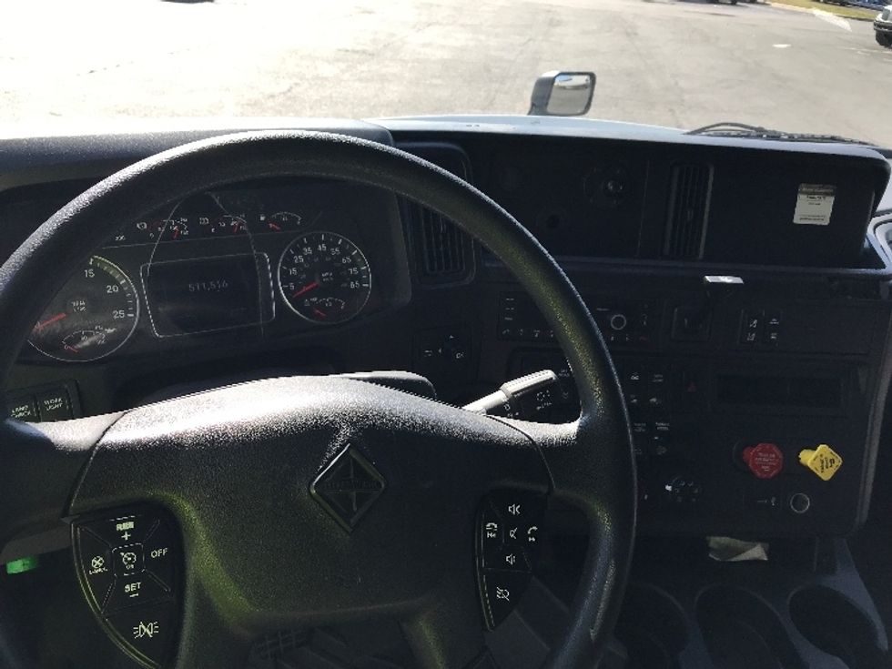 Sleeper Tractor-Heavy Duty Tractors-International-2022-LT625-Charlotte-NC-513,504\n\t\tmiles-$ 71,750 - Image 11