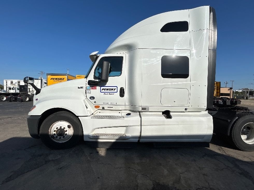 Sleeper Tractor-Heavy Duty Tractors-International-2022-LT625-Chicago (Melrose Park)-IL-245,295\n\t\tmiles-$ 77,000 - Image 4