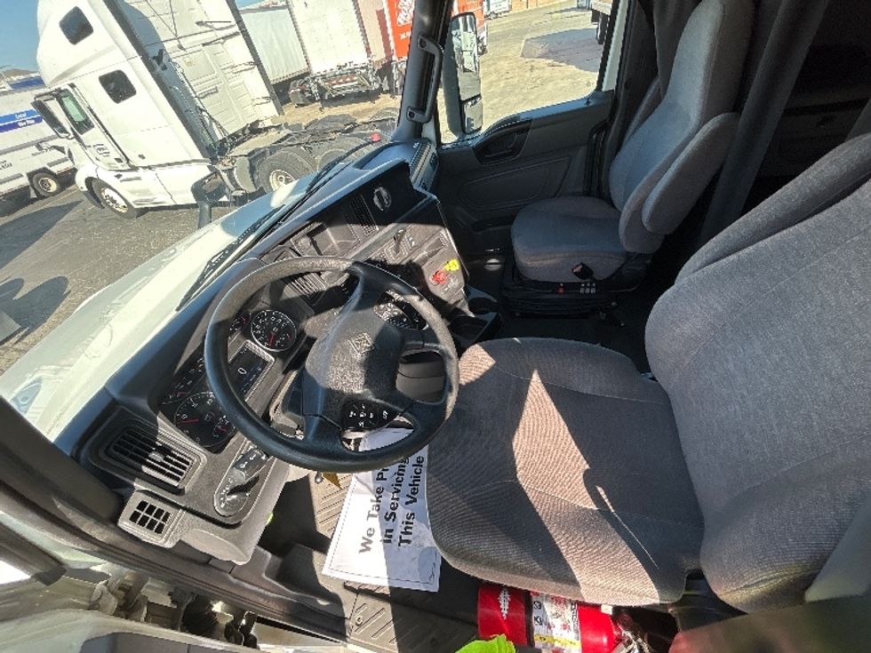 Sleeper Tractor-Heavy Duty Tractors-International-2022-LT625-Chicago (Melrose Park)-IL-329,216\n\t\tmiles-$ 68,000 - Image 10