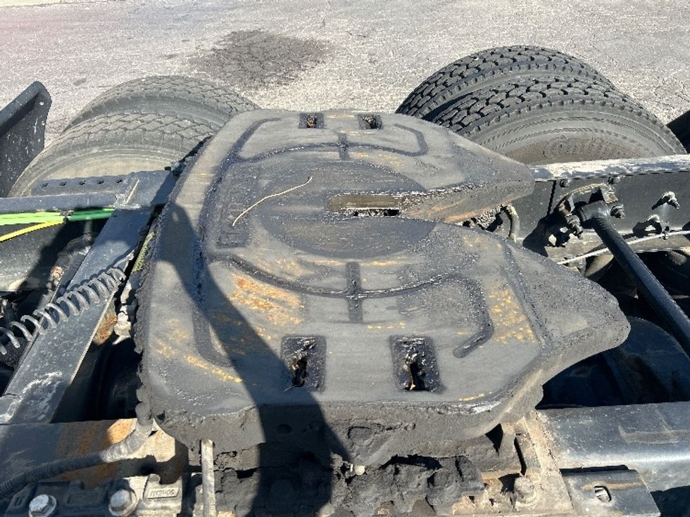 Sleeper Tractor-Heavy Duty Tractors-International-2022-LT625-Chicago (Melrose Park)-IL-329,216\n\t\tmiles-$ 68,000 - Image 22