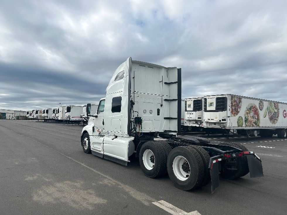 Sleeper Tractor-Heavy Duty Tractors-International-2022-LT625-Concord-NC-326,659\n\t\tmiles-$ 70,750 - Image 5