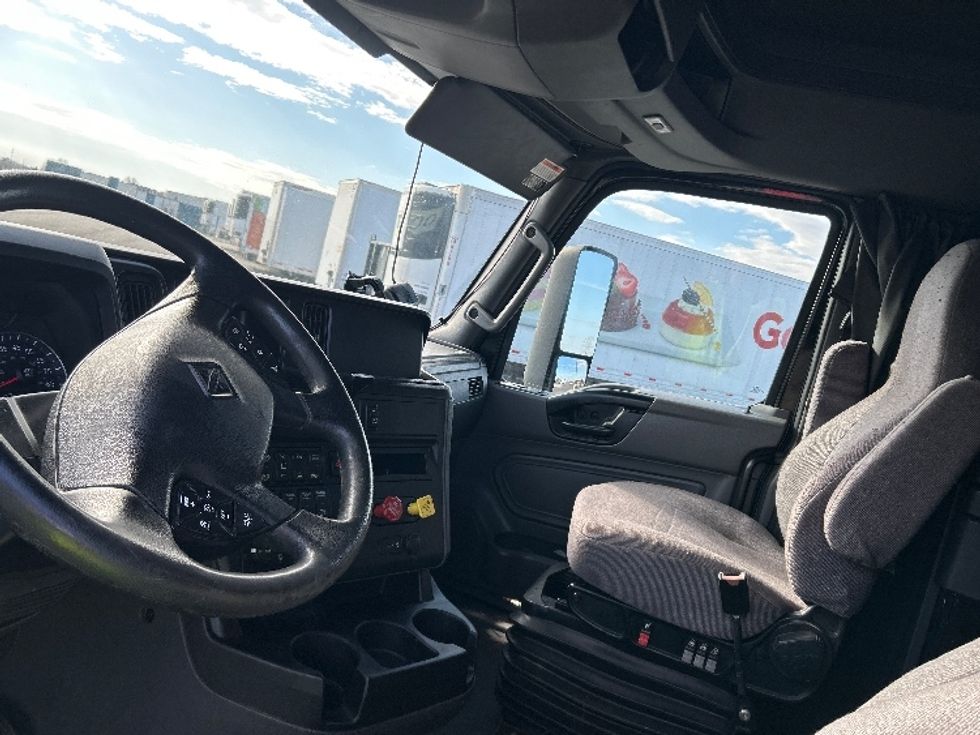 Sleeper Tractor-Heavy Duty Tractors-International-2022-LT625-Concord-NC-515,388\n\t\tmiles-$ 47,250 - Image 10