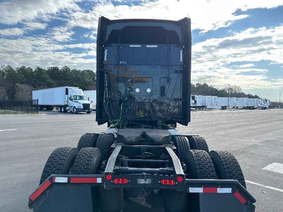 Sleeper Tractor-Heavy Duty Tractors-International-2022-LT625-Concord-NC-515,388\n\t\tmiles-$ 47,250 - Image 6