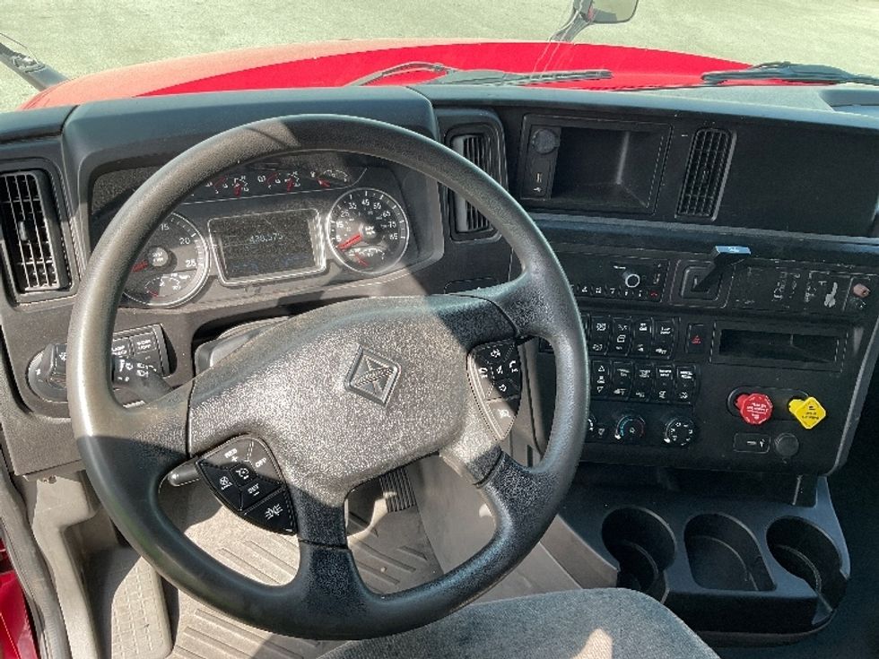 Sleeper Tractor-Heavy Duty Tractors-International-2022-LT625-Corona-CA-438,950\n\t\tmiles-$ 45,500 - Image 11