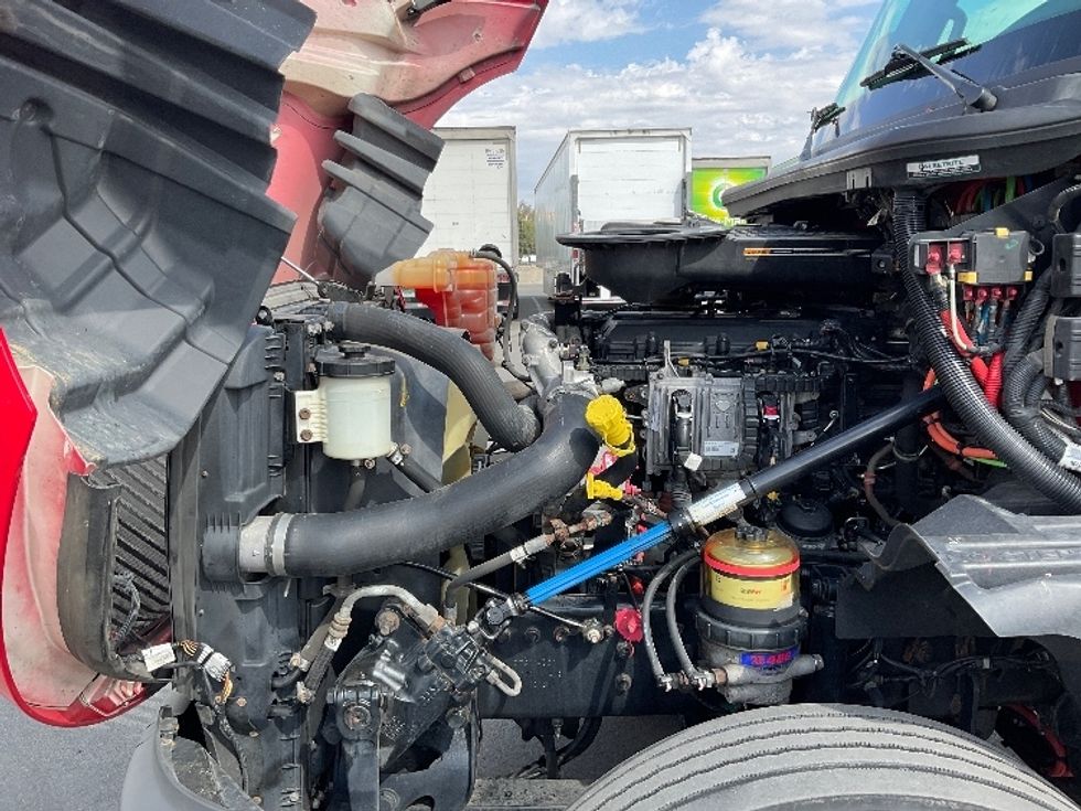 Sleeper Tractor-Heavy Duty Tractors-International-2022-LT625-Corona-CA-438,950\n\t\tmiles-$ 45,500 - Image 21