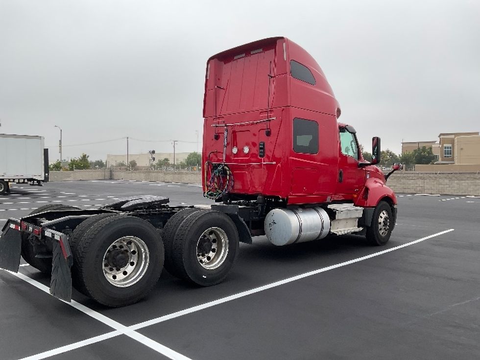 Sleeper Tractor-Heavy Duty Tractors-International-2022-LT625-Corona-CA-438,950\n\t\tmiles-$ 45,500 - Image 7