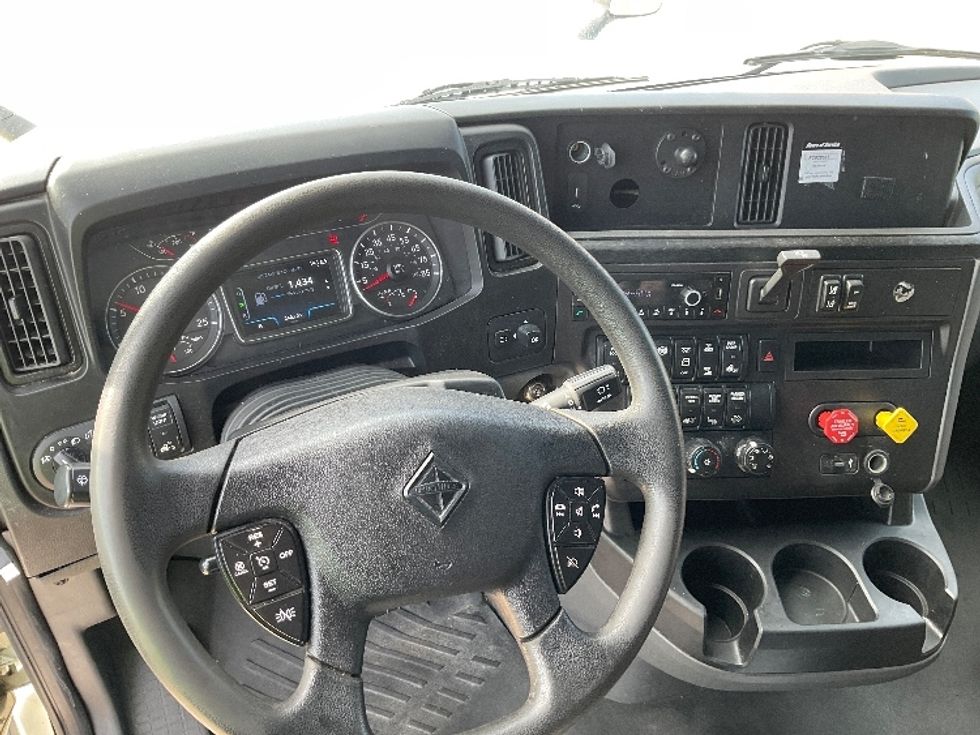 Sleeper Tractor-Heavy Duty Tractors-International-2022-LT625-Corpus Christi-TX-244,681\n\t\tmiles-$ 79,250 - Image 11