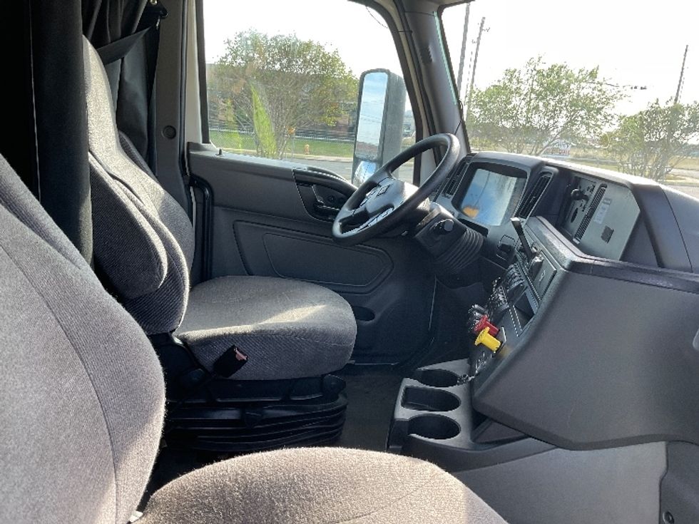 Sleeper Tractor-Heavy Duty Tractors-International-2022-LT625-Corpus Christi-TX-244,681\n\t\tmiles-$ 79,250 - Image 15