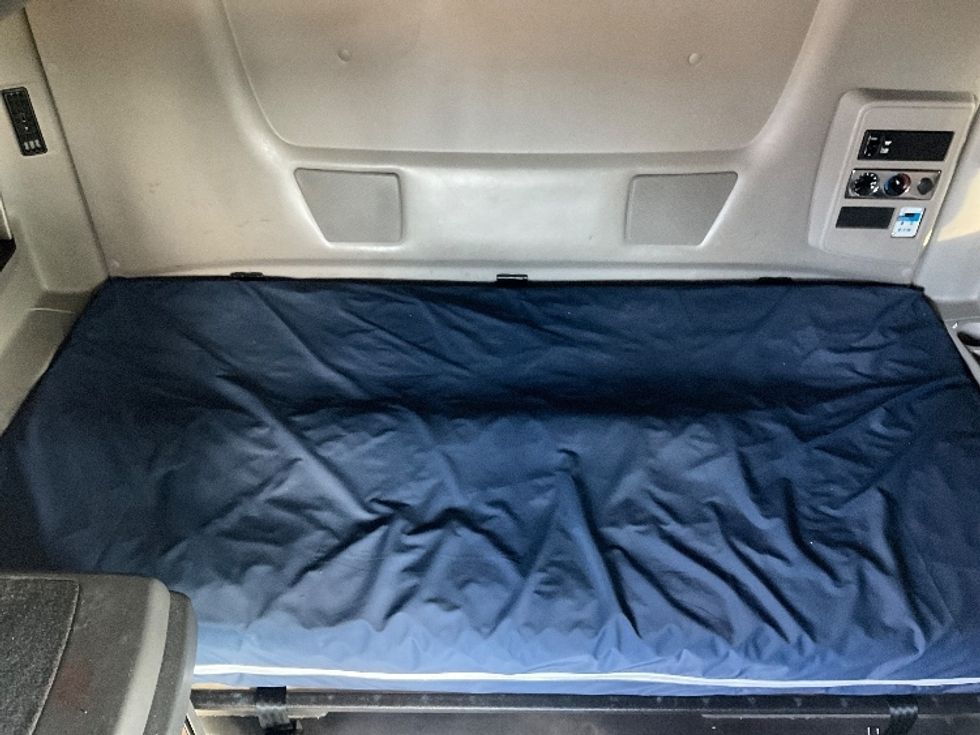 Sleeper Tractor-Heavy Duty Tractors-International-2022-LT625-Corpus Christi-TX-244,681\n\t\tmiles-$ 79,250 - Image 17