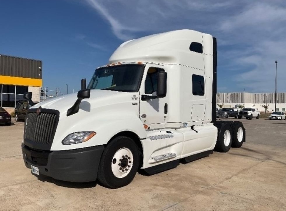 Sleeper Tractor-Heavy Duty Tractors-International-2022-LT625-Corpus Christi-TX-244,681\n\t\tmiles-$ 79,250 - Image 3