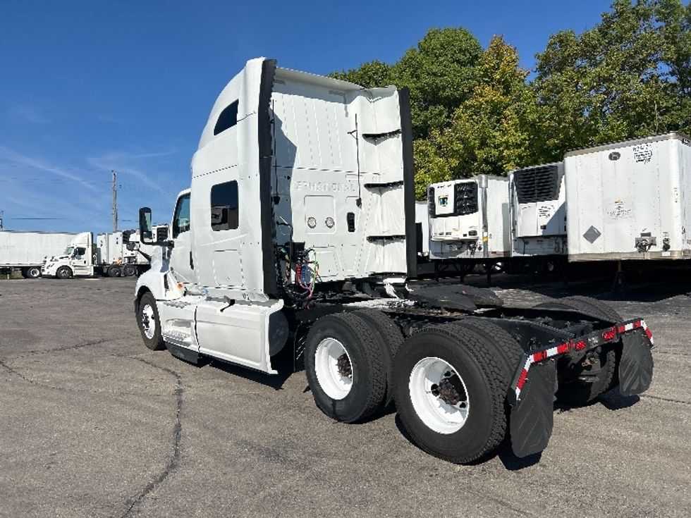 Sleeper Tractor-Heavy Duty Tractors-International-2022-LT625-Dayton-OH-433,684\n\t\tmiles-$ 58,250 - Image 5