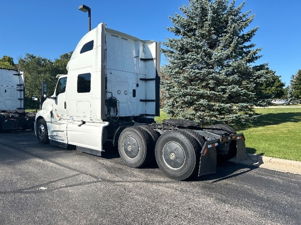 Sleeper Tractor-Heavy Duty Tractors-International-2022-LT625-De Pere-WI-310,716\n\t\tmiles-$ 73,250 - Image 5