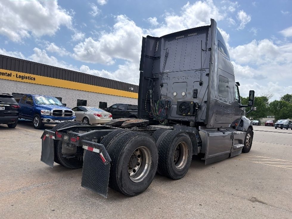 Sleeper Tractor-Heavy Duty Tractors-International-2022-LT625-Decatur-AL-426,369\n\t\tmiles-$ 69,750 - Image 7