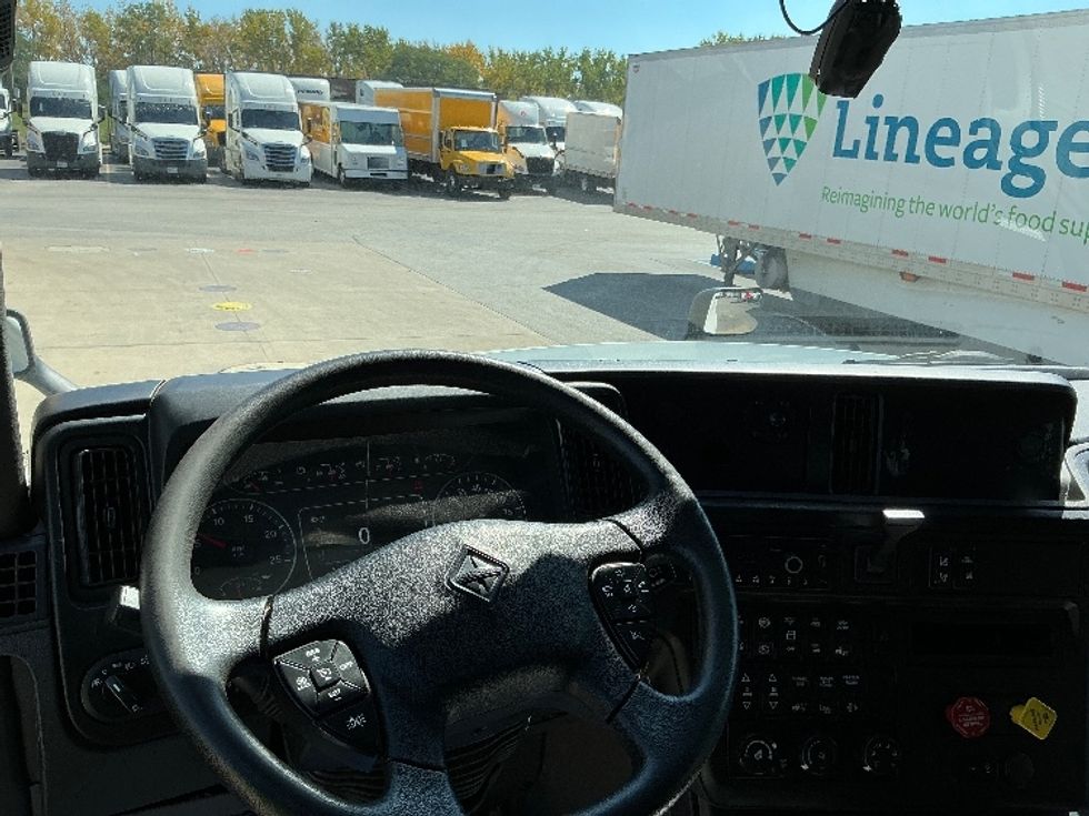 Sleeper Tractor-Heavy Duty Tractors-International-2022-LT625-East Chicago-IN-397,782\n\t\tmiles-$ 63,250 - Image 11