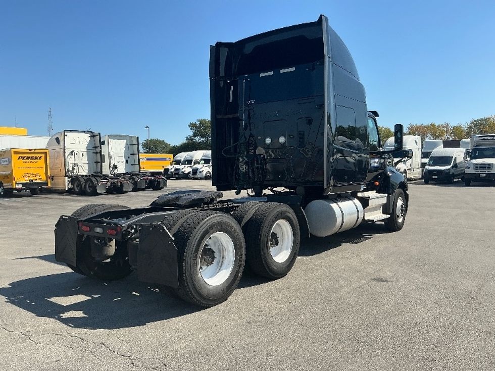 Sleeper Tractor-Heavy Duty Tractors-International-2022-LT625-East Chicago-IN-410,804\n\t\tmiles-$ 59,000 - Image 7