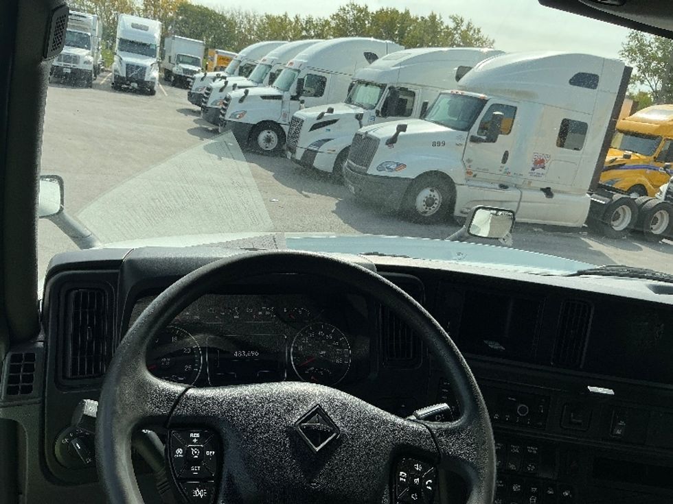 Sleeper Tractor-Heavy Duty Tractors-International-2022-LT625-East Chicago-IN-483,698\n\t\tmiles-$ 53,000 - Image 11