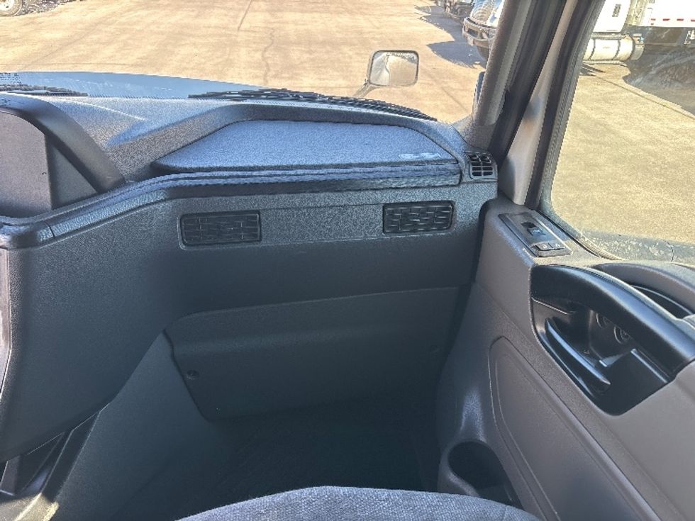 Sleeper Tractor-Heavy Duty Tractors-International-2022-LT625-El Paso-TX-465,224\n\t\tmiles-$ 59,250 - Image 14