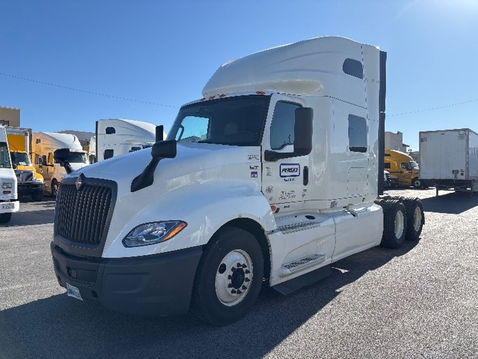 Sleeper Tractor-Heavy Duty Tractors-International-2022-LT625-El Paso-TX-465,224\n\t\tmiles-$ 59,250 - Image 3