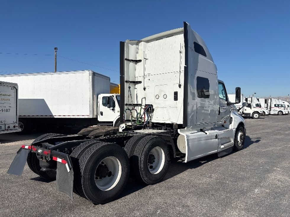Sleeper Tractor-Heavy Duty Tractors-International-2022-LT625-El Paso-TX-465,224\n\t\tmiles-$ 59,250 - Image 7