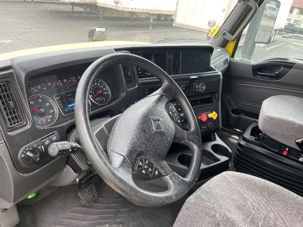 Sleeper Tractor-Heavy Duty Tractors-International-2022-LT625-El Paso-TX-586,504\n\t\tmiles-$ 43,750 - Image 10