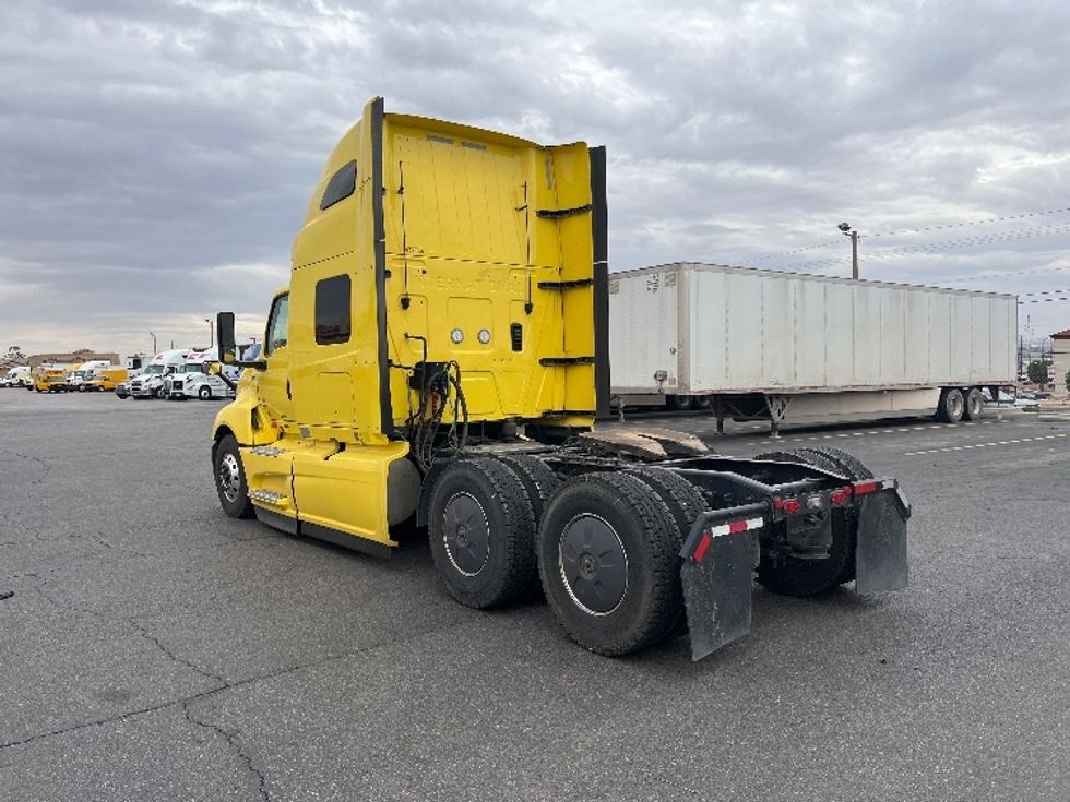 Sleeper Tractor-Heavy Duty Tractors-International-2022-LT625-El Paso-TX-586,504\n\t\tmiles-$ 43,750 - Image 5