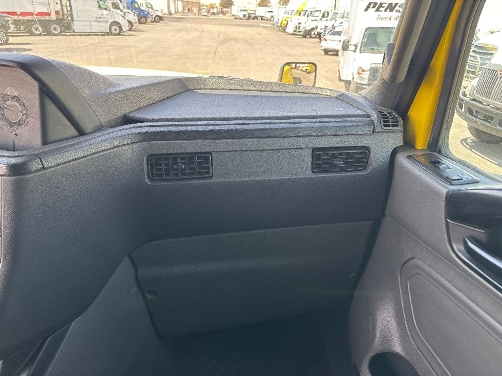 Sleeper Tractor-Heavy Duty Tractors-International-2022-LT625-El Paso-TX-607,566\n\t\tmiles-$ 40,500 - Image 12