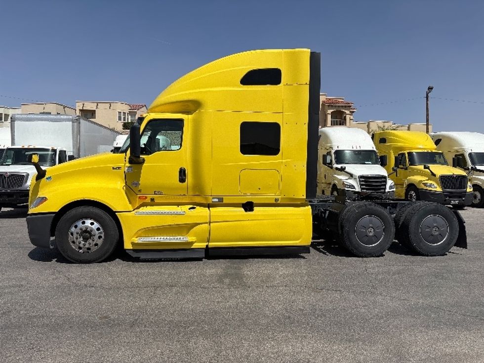 Sleeper Tractor-Heavy Duty Tractors-International-2022-LT625-El Paso-TX-607,566\n\t\tmiles-$ 40,500 - Image 4
