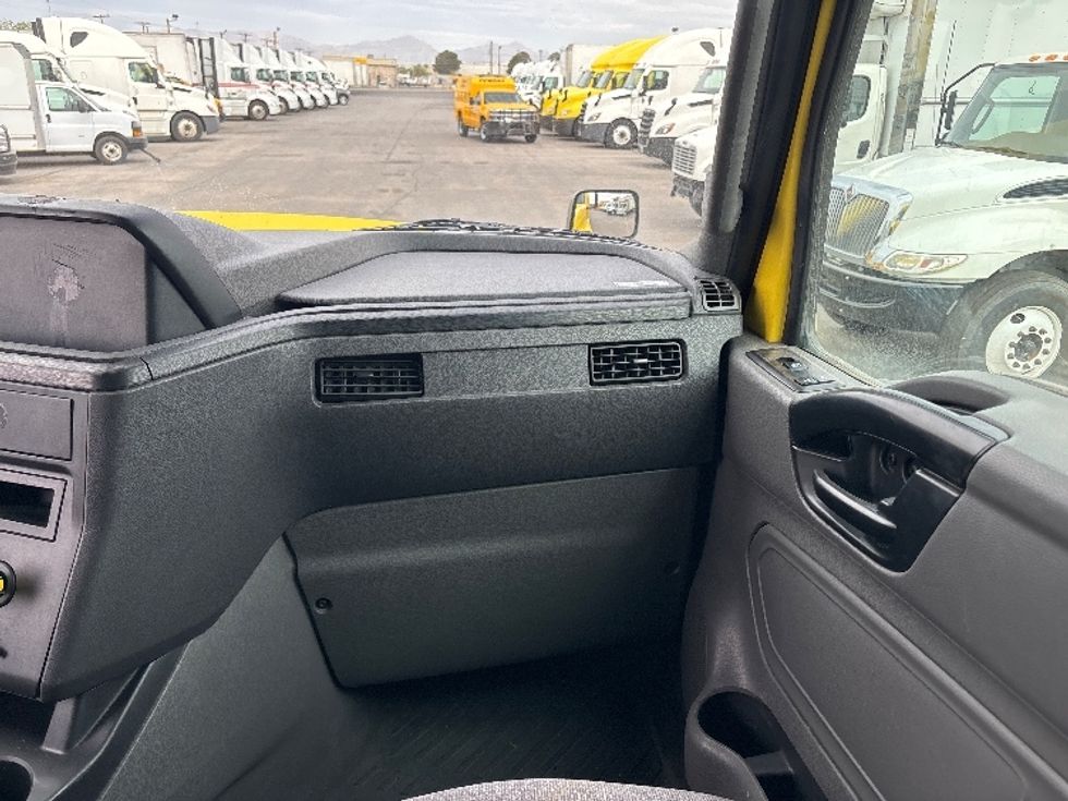 Sleeper Tractor-Heavy Duty Tractors-International-2022-LT625-El Paso-TX-643,849\n\t\tmiles-$ 37,500 - Image 14