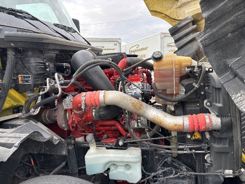 Sleeper Tractor-Heavy Duty Tractors-International-2022-LT625-El Paso-TX-643,849\n\t\tmiles-$ 37,500 - Image 20