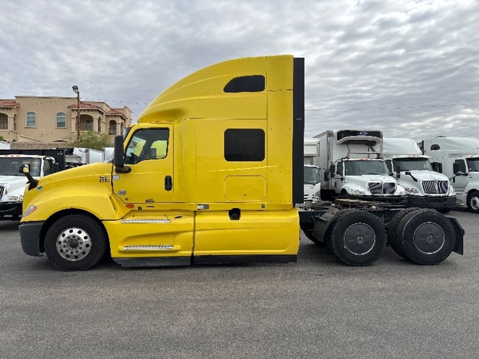 Sleeper Tractor-Heavy Duty Tractors-International-2022-LT625-El Paso-TX-643,849\n\t\tmiles-$ 37,500 - Image 4