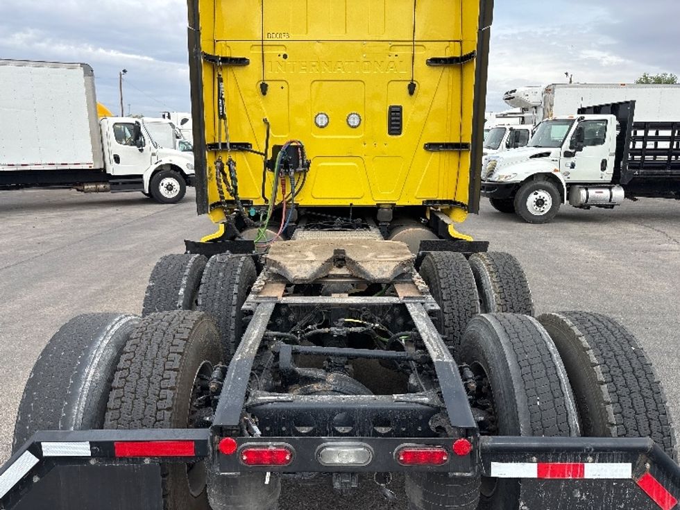 Sleeper Tractor-Heavy Duty Tractors-International-2022-LT625-El Paso-TX-643,849\n\t\tmiles-$ 37,500 - Image 6
