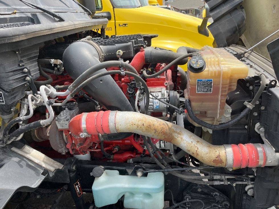 Sleeper Tractor-Heavy Duty Tractors-International-2022-LT625-El Paso-TX-648,232\n\t\tmiles-$ 37,250 - Image 20